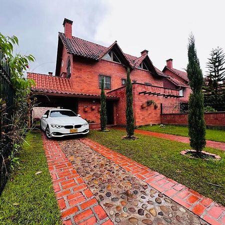 Hermosa Casa , Con Parqueadero En Rionegro Cerca Al Aeropuerto Βίλα Εξωτερικό φωτογραφία