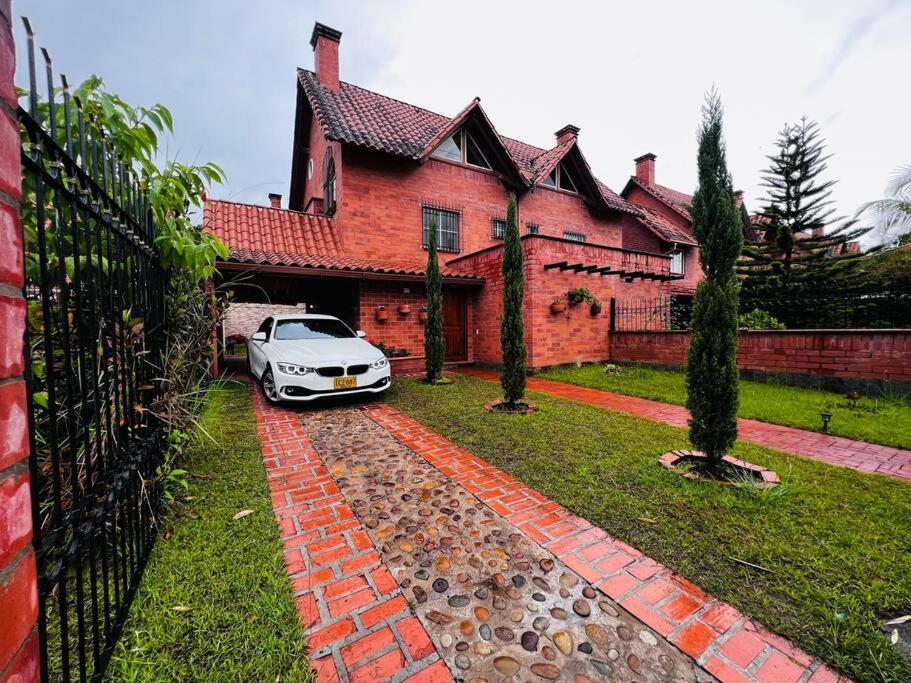 Hermosa Casa , Con Parqueadero En Rionegro Cerca Al Aeropuerto Βίλα Εξωτερικό φωτογραφία